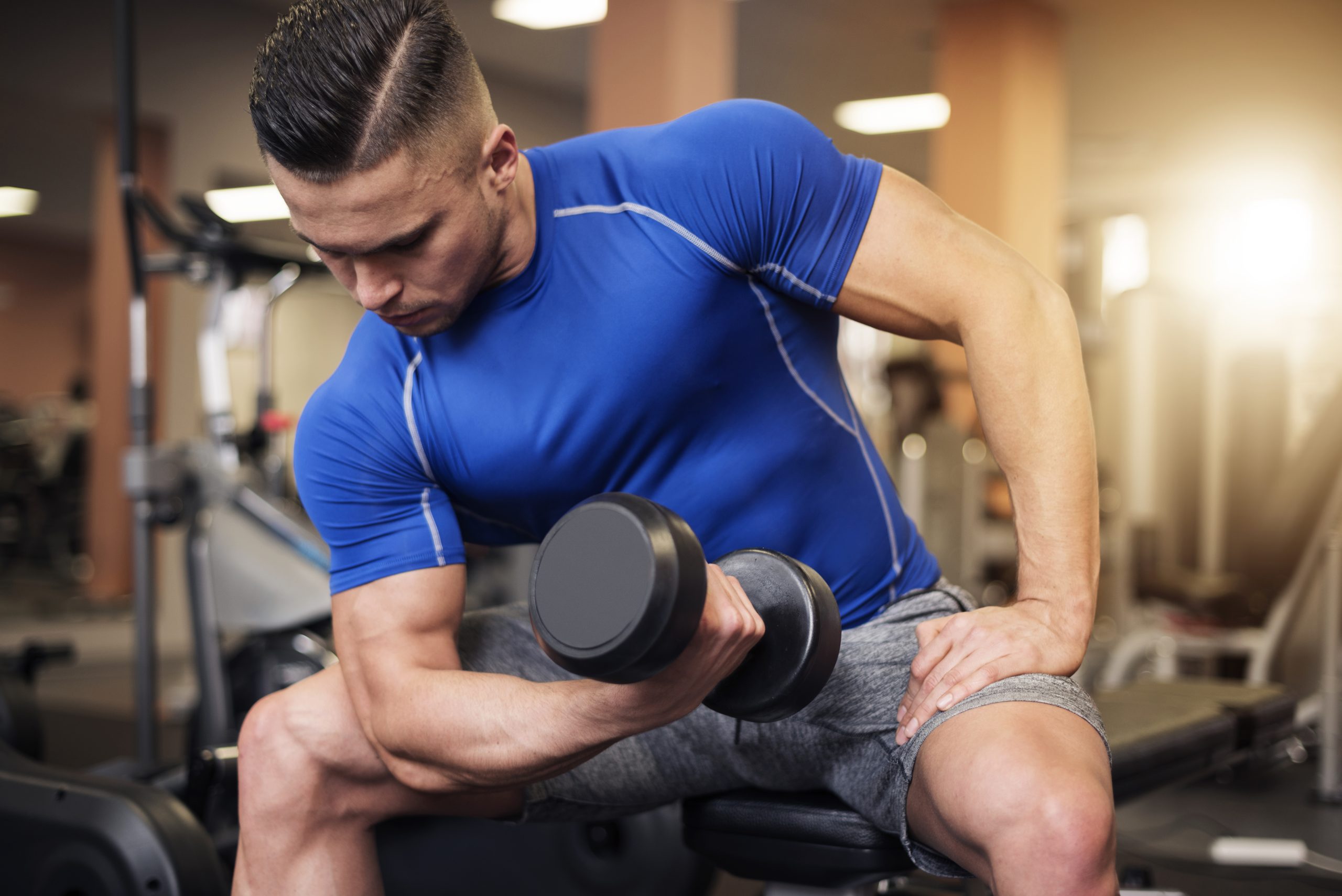 focus-man-working-arms-scaled